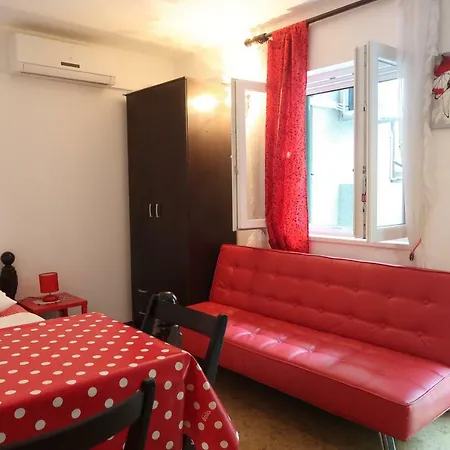 Apartment Anka *
